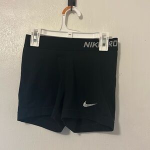 Woman’s nike pros